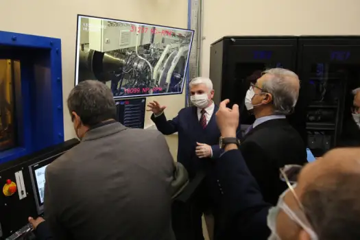 Savunma Sanayii Başkanı Prof. Dr. İsmail Demir TEI’yi Ziyaret Etti